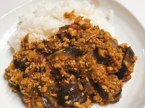 野菜たっぷり☆カレー粉で作る無水なすキーマカレー